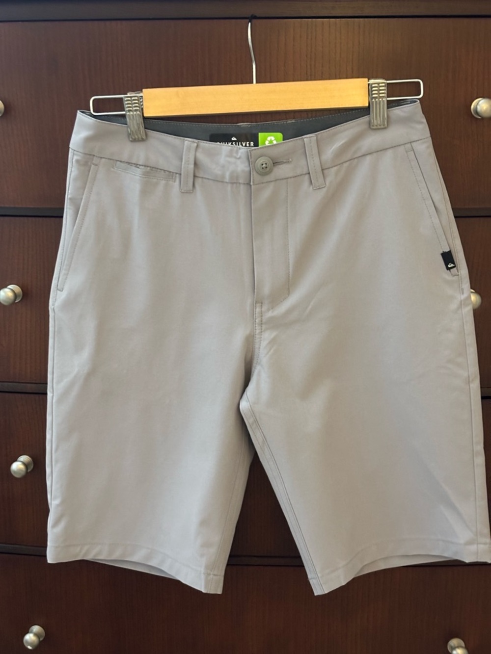 Quiksilver Men’s Light Gray Flat Front Shorts